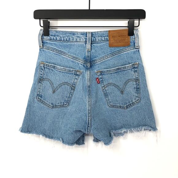 LEVI'S Ribcage Straight Ankle Denim Cutoff Shorts Light Wash 24 - Picture 9 of 9